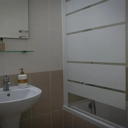 Crystalview Elysia By Staycom *