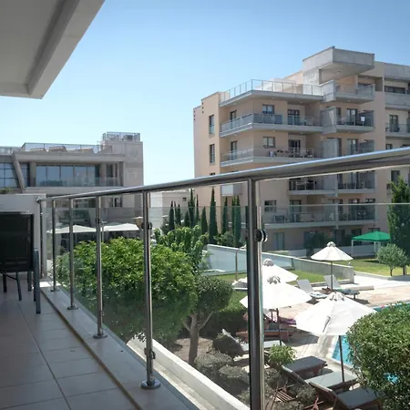 Crystalview Elysia By Staycom Apartmán