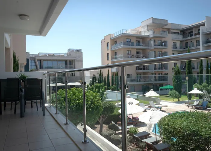 Crystalview Elysia By Staycom Apartmán