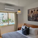 Crystalview Elysia By Staycom Apartment