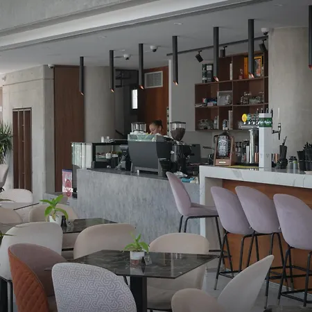 Crystalview Elysia By Staycom